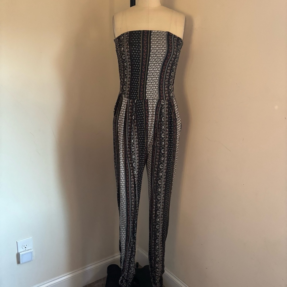 Black and White Strapless boho Jumpsuit